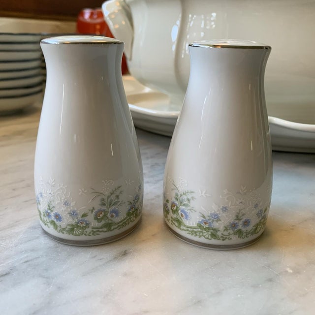 White Vintage Noritake Bone China Floral Dee Salt and Pepper For Sale - Image 8 of 8