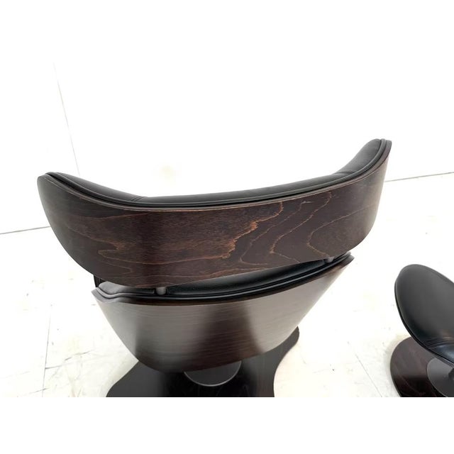 Set of Leather Tok Armchair & Ottoman by Toshiyuki Kita for Stokke For Sale - Image 9 of 17