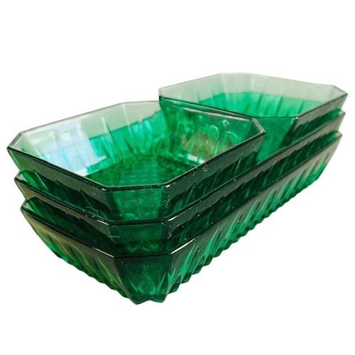 1960s Mid-Century Square Emerald Green Glass Bowls from Arcoroc, 1960s, Set of 4 For Sale - Image 5 of 7