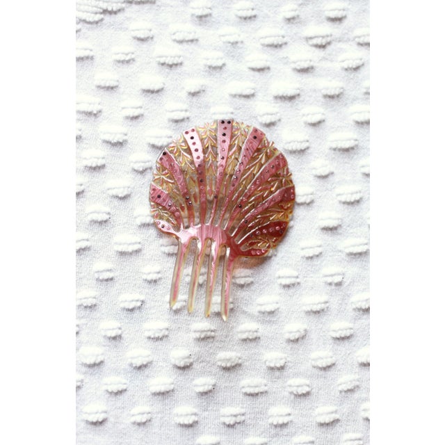 Rhinestone and Celluloid Art Deco Comb - Hair comb - shell comb - pink comb - hairstyle - pink rhinestone comb - celluloid comb - seashell For Sale - Image 4 of 10