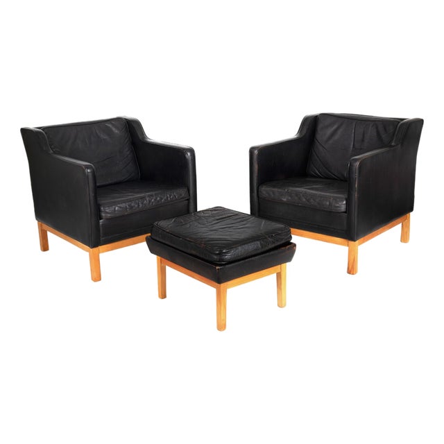Pair of Mogens Hansen Mh195 Black Leather Armchairs With Ottoman Stool For Sale