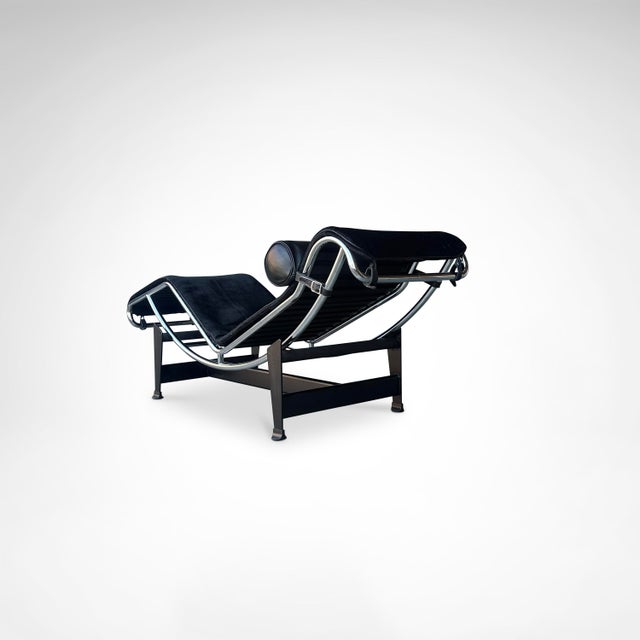 Double Ponyskin LC4 Chaise Longue by Le Corbusier for Cassina, 1990s For Sale - Image 16 of 18