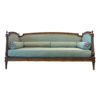 Late 19th Century Vintage Matcha French Carved Daybed For Sale