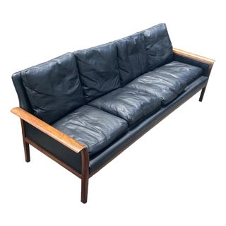 Mid-Century Modern Rosewood and Leather Sofa For Sale
