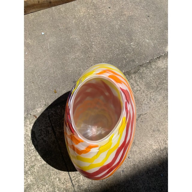 Contemporary Contemporary Vase in Milky-White Murano Glass With Colored Reeds, Attributed For Sale - Image 3 of 9