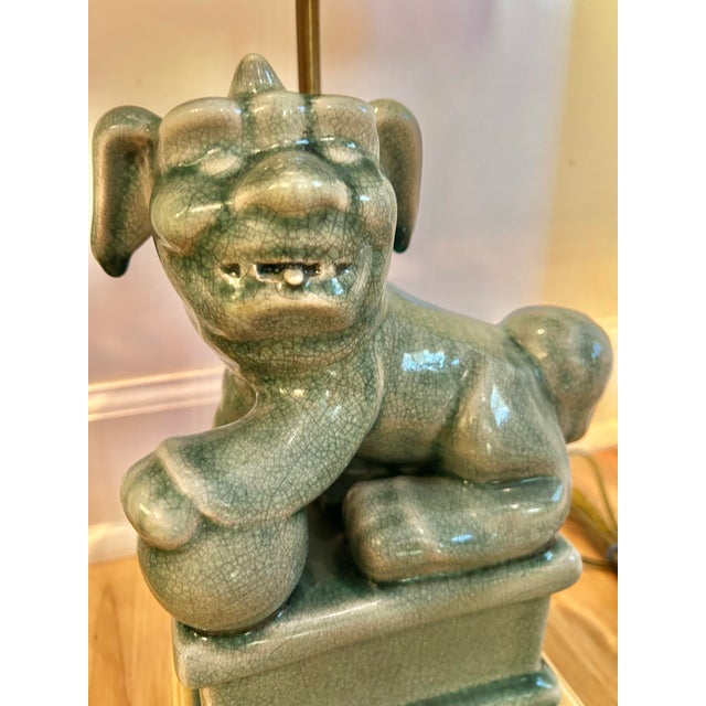 Vintage Celadon Crackle Glaze Chinoiserie Foo Dog Lamps - A Pair For Sale In New Orleans - Image 6 of 15