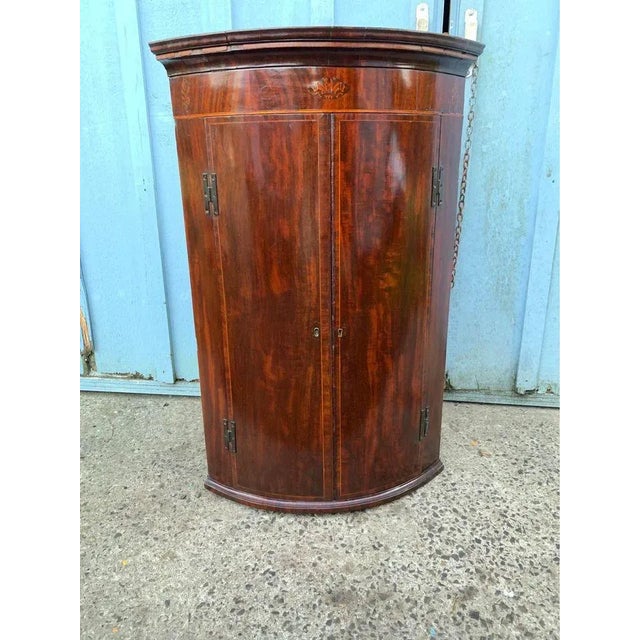 19th Century Antique George III Mahogany Inlaid Bow Fronted Hanging Corner Cabinet For Sale - Image 5 of 12