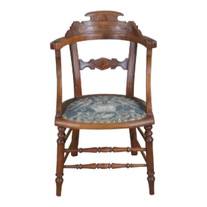 Late 19th Century Antique Victorian Renaissance Revival Walnut Burl Side Chair Embroidered Seat
