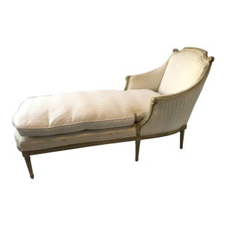 1890s, French Carved Wood Louis XVI Chaise Lounge For Sale