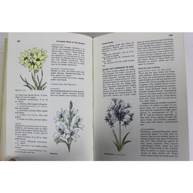 1966 Reader's Digest Complete Book of the Garden Hard Cover For Sale - Image 12 of 12