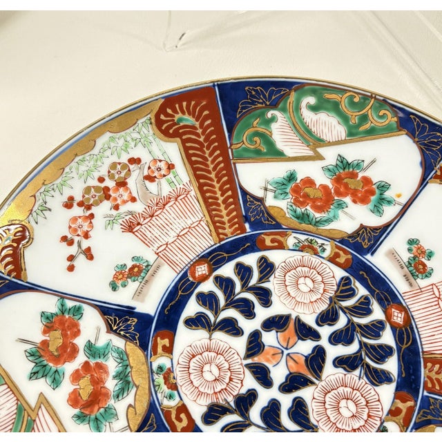 Japanese Pair of Vintage Japanese "Gold Imari" Hand-Painted Rickshaw Chargers, 11" For Sale - Image 3 of 8