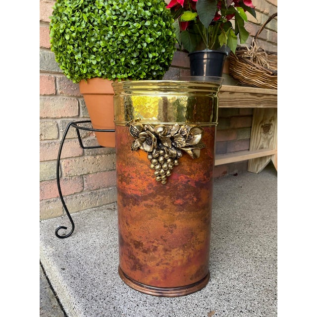 Mid 20th Century Italian Hammered Brass and Copper Umbrella and Stick Stand For Sale - Image 15 of 17