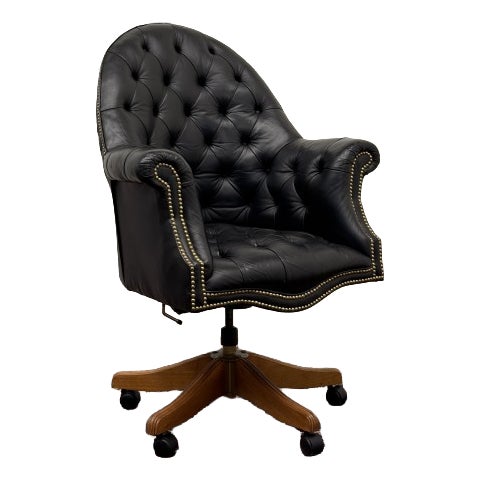 Classic English Chesterfield Desk Chair in Black For Sale