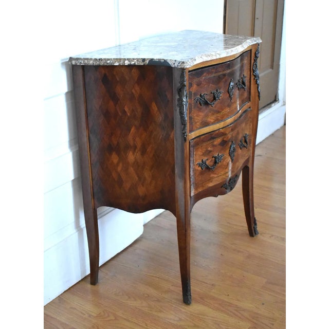 Antique Louis XV-Style Bombe Marquetry, Ormolu, & Marble Top Bombe Chest of Drawers For Sale - Image 4 of 11