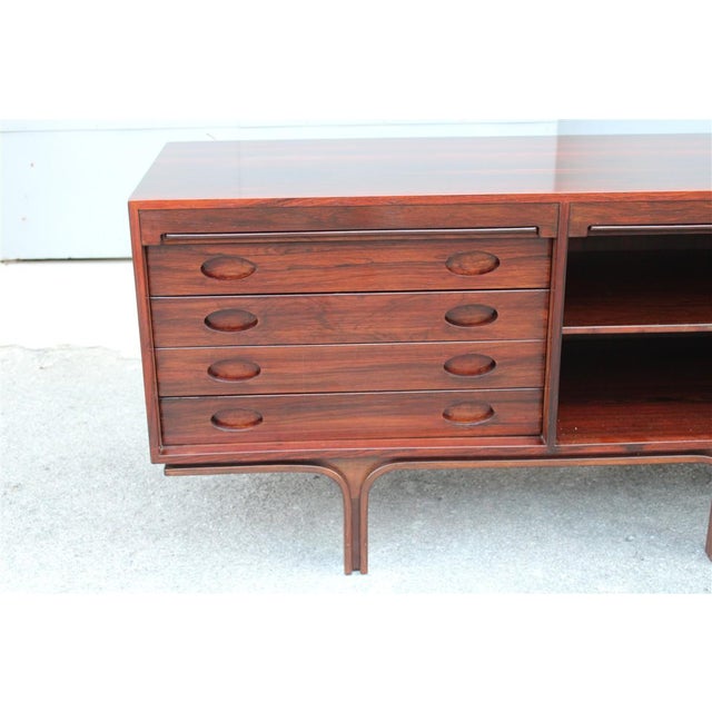 Low Rosewood Sideboard by Gianfranco Frattini for Bernini, 1960s For Sale - Image 11 of 17