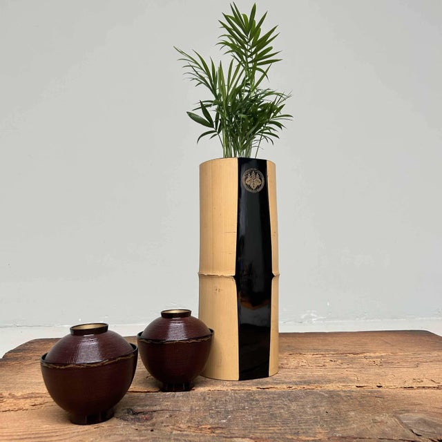 Shōwa Era Lacquered Bamboo Ikebana Vase, Japan, 1950s For Sale - Image 4 of 10