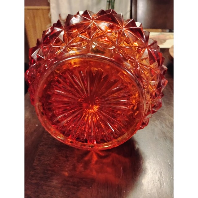 Red 1960s Large Le Smith Diamond Butt 16 Fingers Swung Vase Amberina 24 Gorgeous Red For Sale - Image 8 of 11