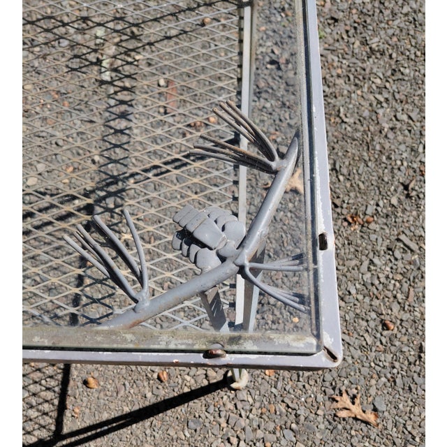 1960s Woodard Pinecrest Side Table Unsigned For Sale In New York - Image 6 of 8
