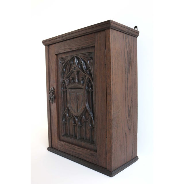Brown Antique French Neo-Gothic Wall Cabinet in Hand-Carved Wood, 19th Century For Sale - Image 8 of 13