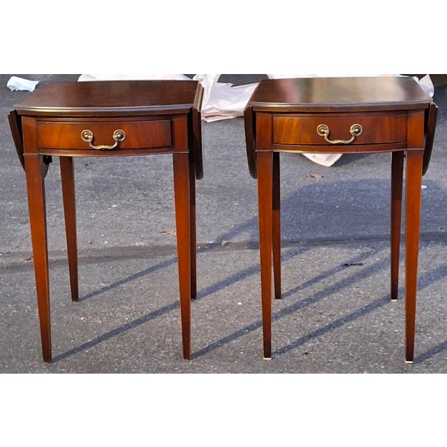 1940s Pair 1940s Imperial Grand Rapids Genuine Mahogany Pembroke Tables, Refinished For Sale - Image 5 of 10