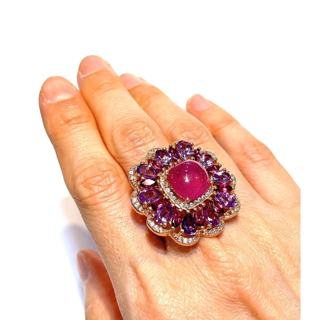 Bochic "Flamenco" Vintage Ruby & Multi Color Gems Cocktail Ring 18K Gold & Silver For Sale - Image 11 of 18