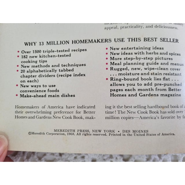 1968 Better Homes & Gardens New Cookbook For Sale - Image 4 of 12