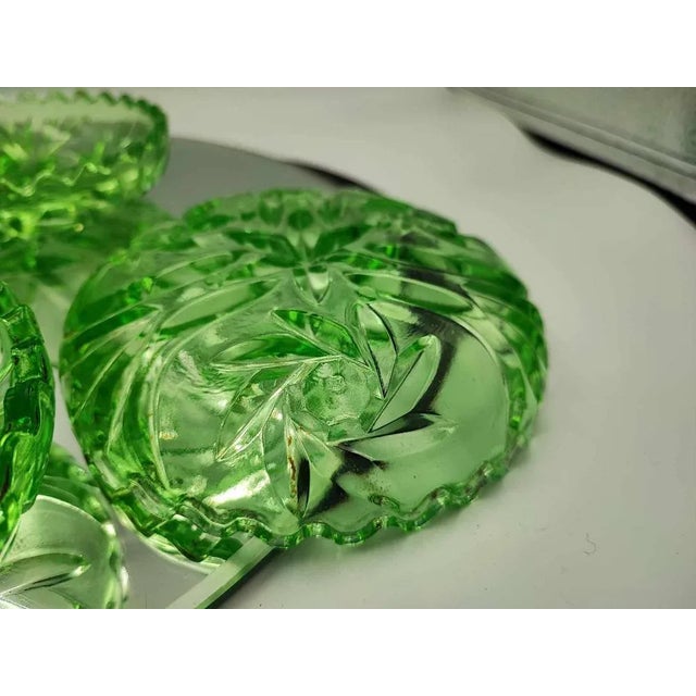Glass Art Deco Green Bowls from Niemen Steelworks, 1930s, Set of 4 For Sale - Image 7 of 9