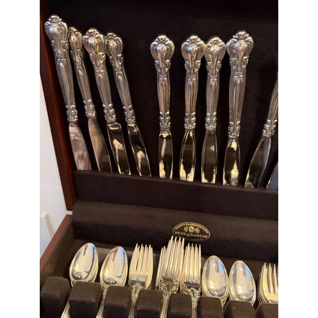 Victorian Gorham Sterling Silver Chantilly Flatware Set 103 Pieces With Fitted Chest 1895 For Sale - Image 3 of 18