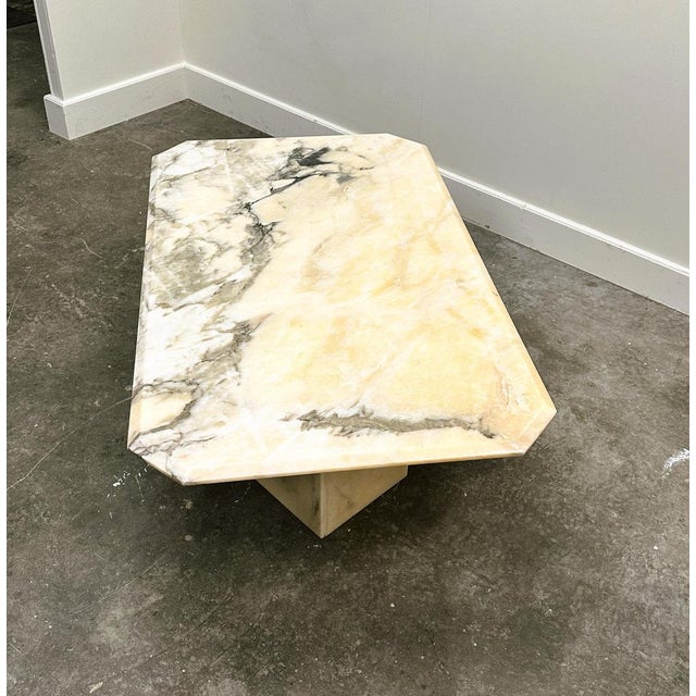 Stone Vintage Pink and Gray Marble Coffee Table, Italy, 1980s For Sale - Image 7 of 10