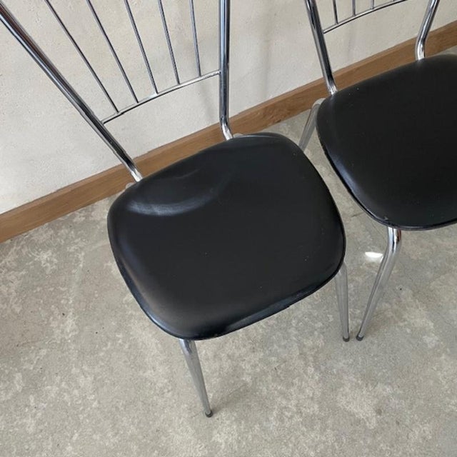Vintage Metal Chairs, 1970s, Set of 2, in Very Good conditions. Designed 1970 to 1979