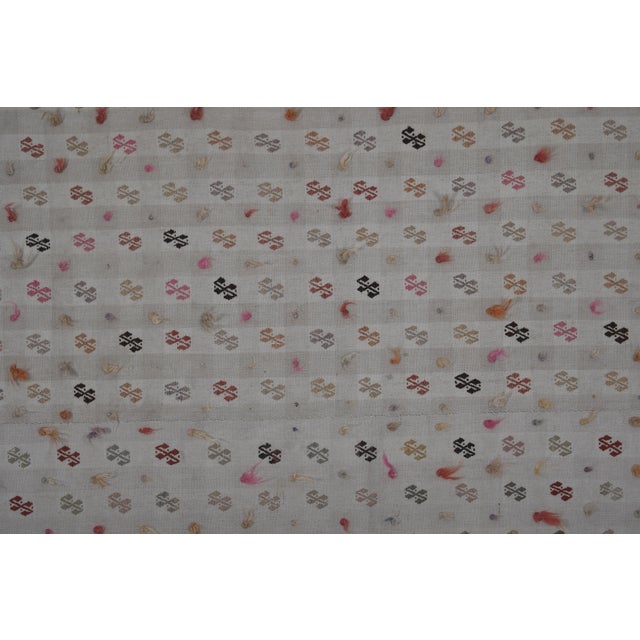 Beige Vintage Embroided Jajim Kilim Rug 4'7'' X 8'5'' For Sale - Image 8 of 11