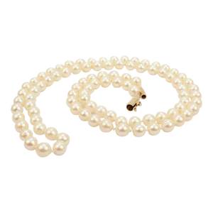 Vintage Pearl and 14 Karat Gold Barrel Clasp Necklace
