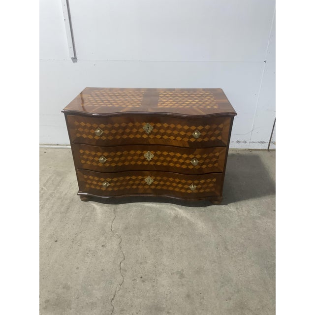Baroque Chest of Drawers in Walnut with Marquetry, 1760s For Sale - Image 11 of 17