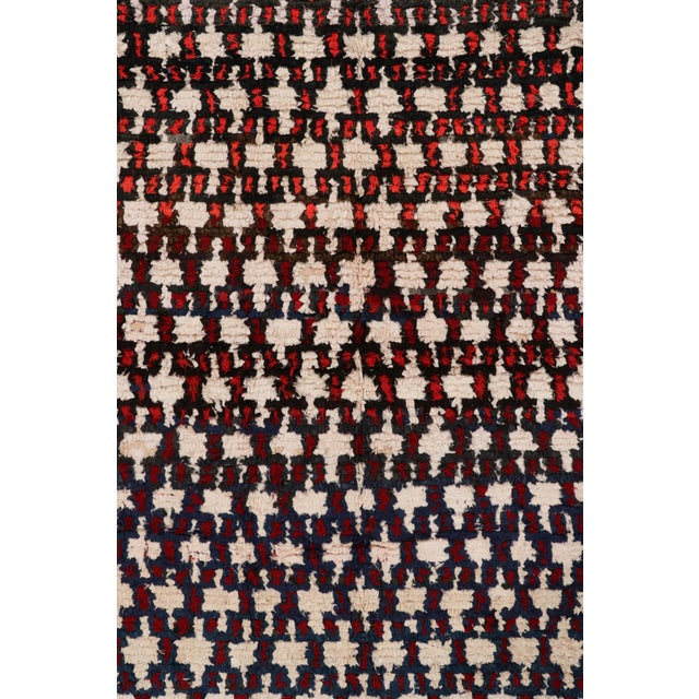 Moroccan Vintage Moroccan Rug in Red and Cream With Geometric Patterns - Rug & Kilim For Sale - Image 3 of 8