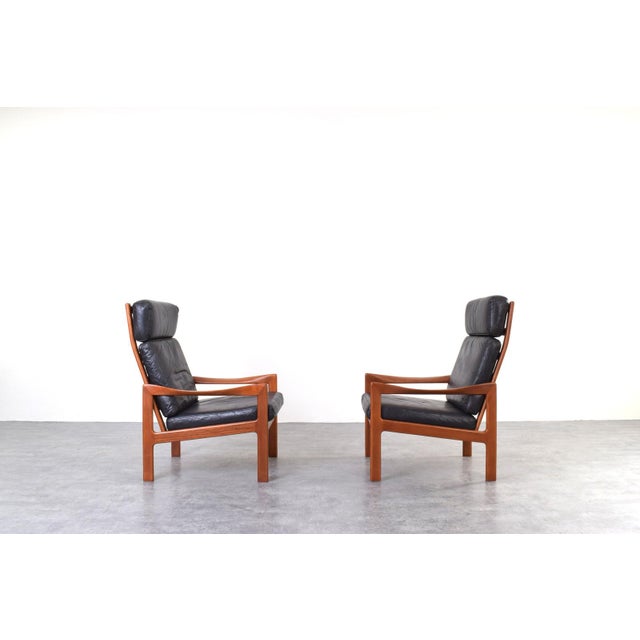 This set of two armchairs was designed in the 1960s by Illum Wikkelsø and manufactured by the Danish manufacturer Niels...