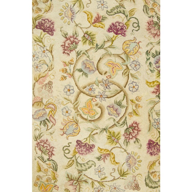 1920s Antique Hooked Floral Polychromatic Wool Rug by Rug & Kilim, 1920-1929 For Sale - Image 5 of 9