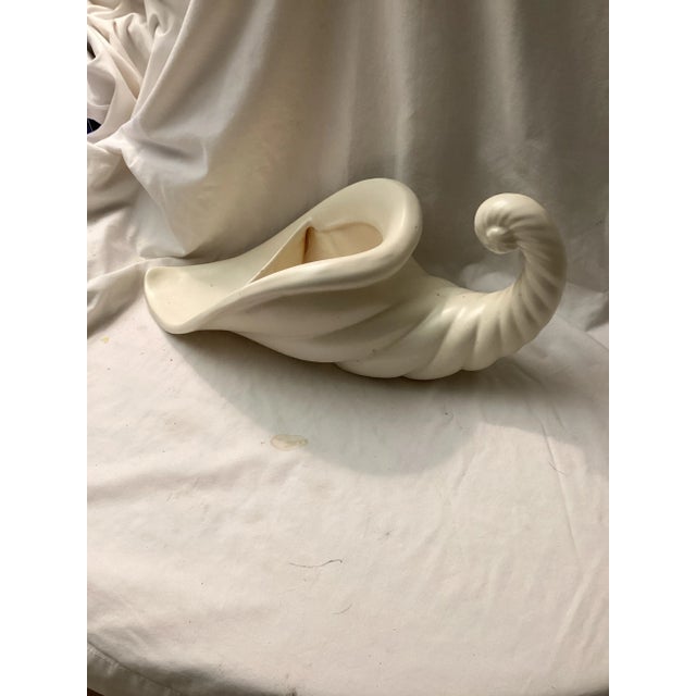 Mid-Century Modern Vintage Ceramic Ivory Cornucopia, Mid-Century Modern Planter For Sale - Image 3 of 7
