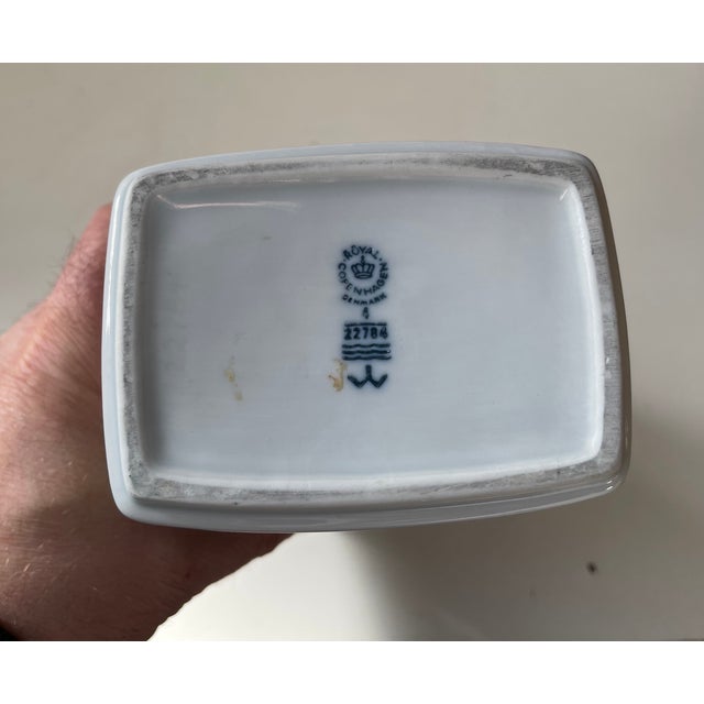 Ceramic Vintage Abstract Porcelain Vase with Rush Grass by Ivan Weiss for Royal Copenhagen, 1970s For Sale - Image 7 of 9