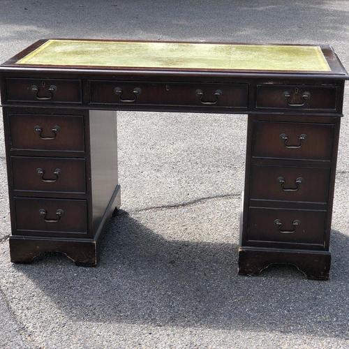 Green Pedestal Desk in Mahogany with Green Leather Top For Sale - Image 8 of 10