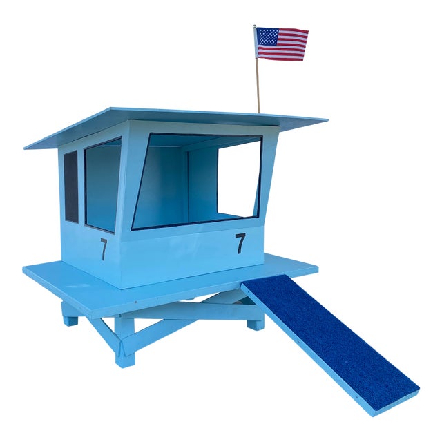 Pet Bed Lifeguard Tower Small Dog or Cat For Sale
