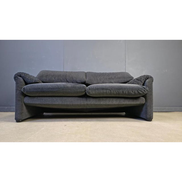 Maralunga Sofa by Vico Magistretti for Cassina, 1970 For Sale - Image 11 of 15