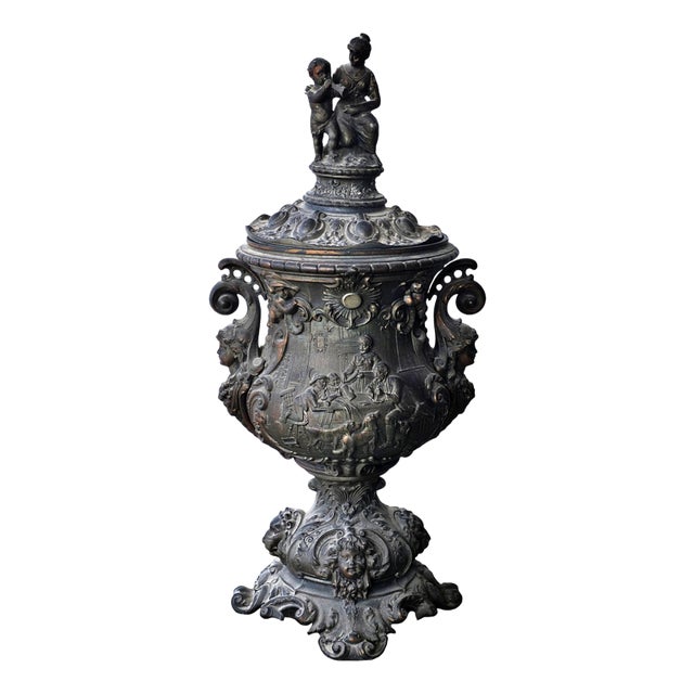 Antique Florentine Vase in Hand-Embossed Bronze, 19th Century For Sale