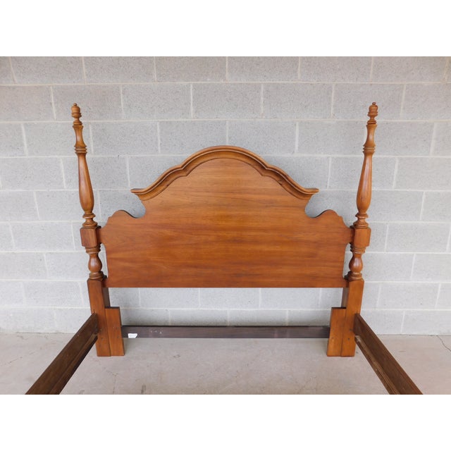 Thomasville Fisher Park Queen Size Poster Bed For Sale In Philadelphia - Image 6 of 14