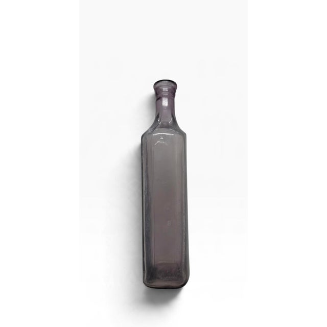Farmhouse Antique Sun-Purple Amethyst Medicine Bottle Illinois Glass Company Diamond I 1915-1920s For Sale - Image 3 of 12