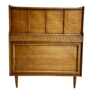 Mid-Century Modern Sculptural Highboy Dresser For Sale