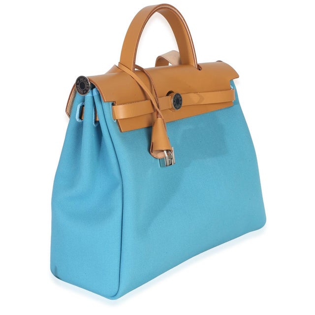 Contemporary Bleu Azteque Toile Vache Hunter Herbag Zip 31 PM PHW For Sale - Image 3 of 9
