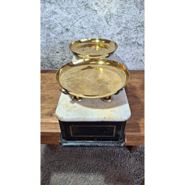 Metal 19th Century Napoleon III Trade Scale in Brass and Marble For Sale - Image 7 of 11