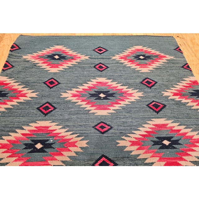 Vintage Southwestern Kilim Rug, Flat-Woven Wool, Geometric Pattern, Green & Red, 4x5 For Sale In Chicago - Image 6 of 13