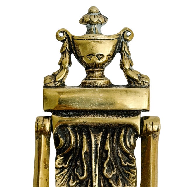 Neoclassical Vintage Neoclassical Solid Brass Urn & Acanthus Leaf Door Knocker For Sale - Image 3 of 6