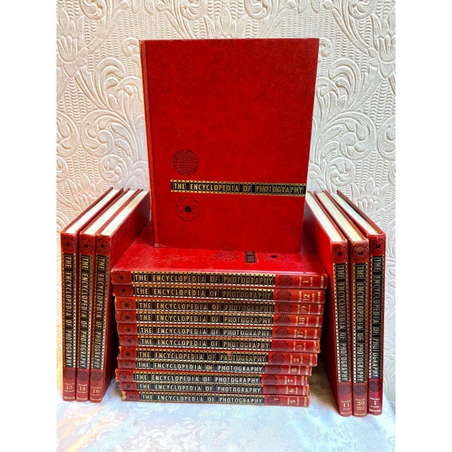 Mid Century 1963 Set of 18 the Encyclopedia of Photography For Sale - Image 13 of 13